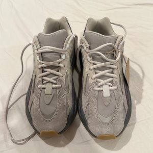 New Yeezy Boost 700 V2